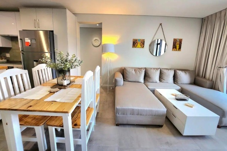 2 Bedroom Property for Sale in Summerstrand Eastern Cape